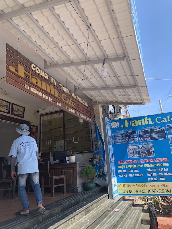 Nhà xe Hanh Café 2