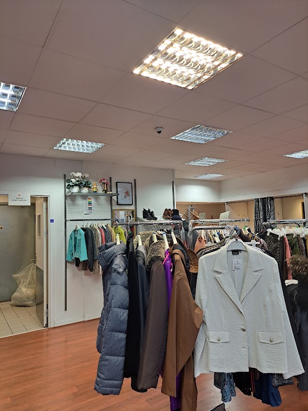 Røde Kors Butik 3