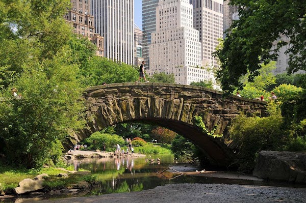 Gapstow Bridge 4