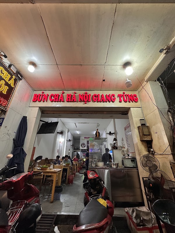 Bún chả Hà Nội - Nem rán Giang Tùng 2