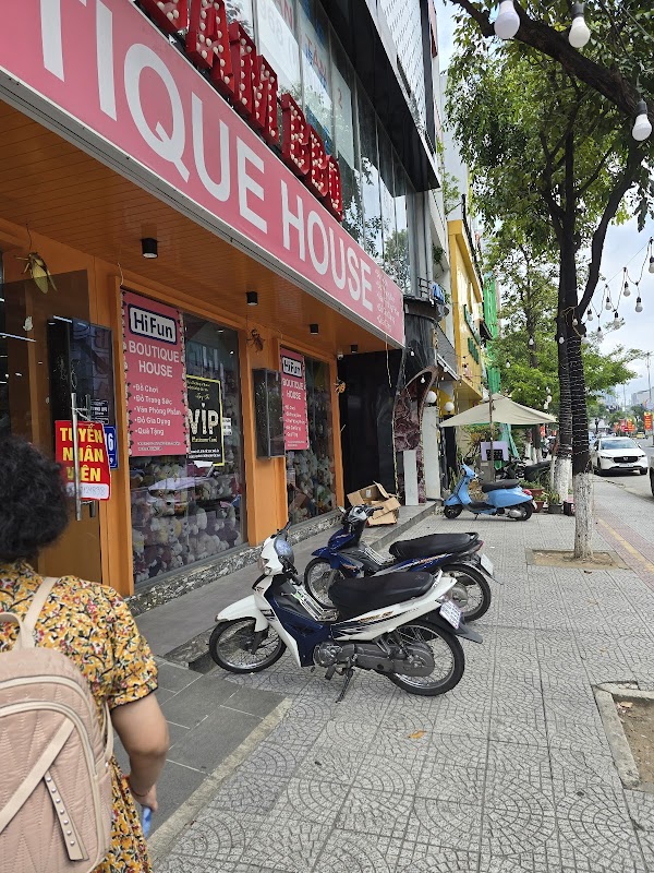 HiFun Boutique House 1