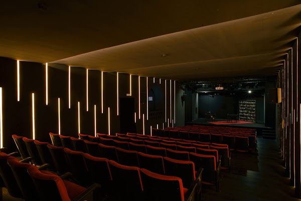 OFF/OFF Teatro/Theatre