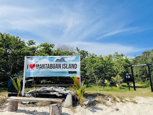 Pulau Mantabuan 3