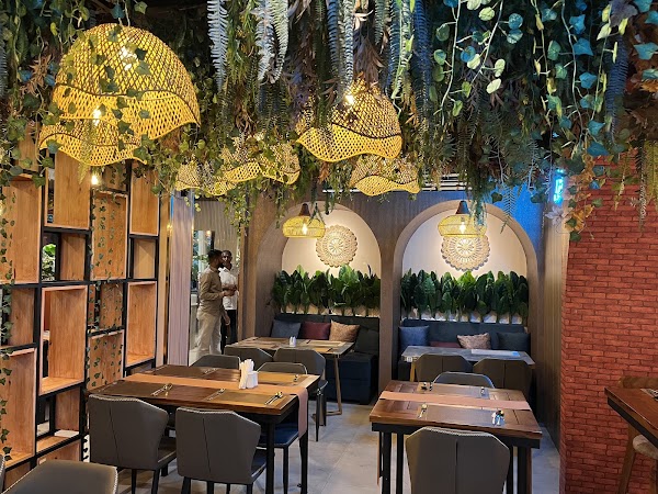 Light House Multi Cuisine Restaurant & Residence - Thalwatta 4