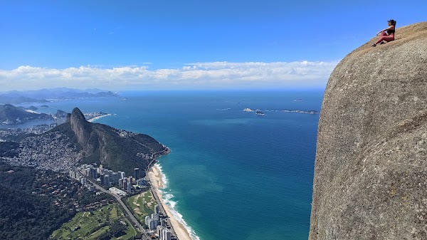 Trail to Pedra da Gávea