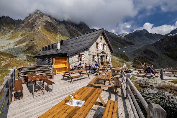 Cabane Mont Fort