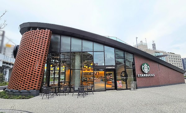 Starbucks Oimachi Tracks