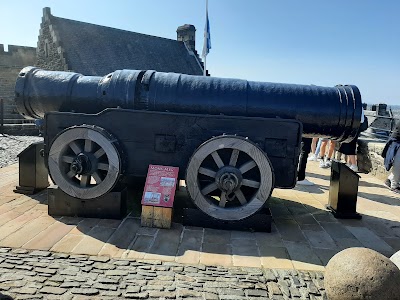 Edinburgh Castle - Mons Meg