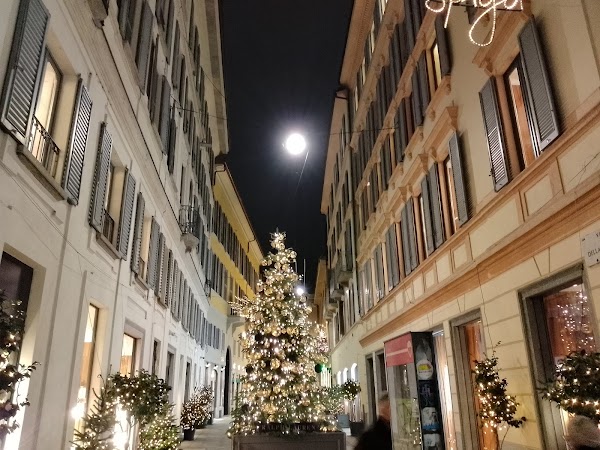 Via della Spiga 2