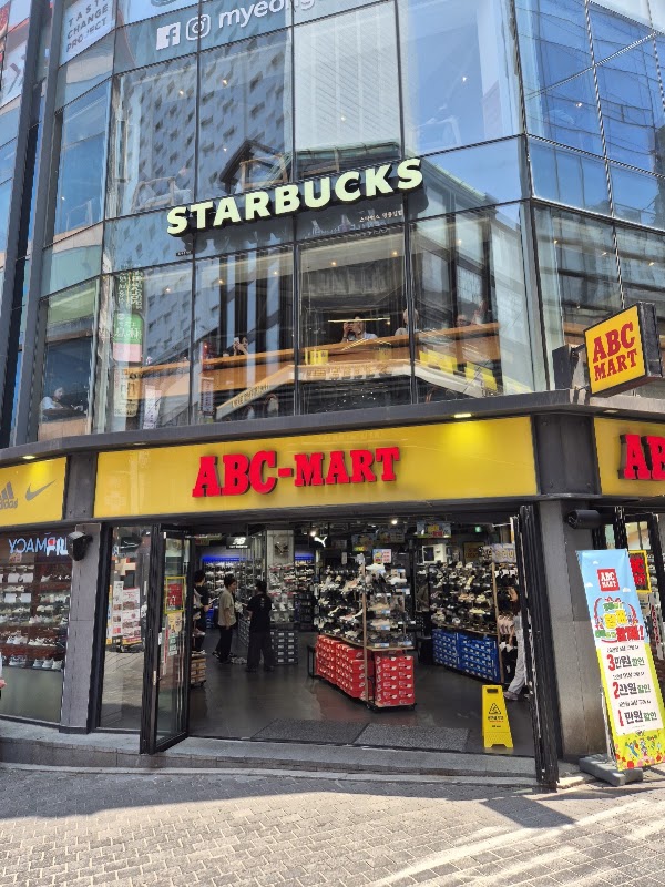Abc mart continental 1