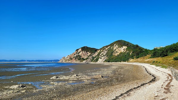 Nongyeo Beach