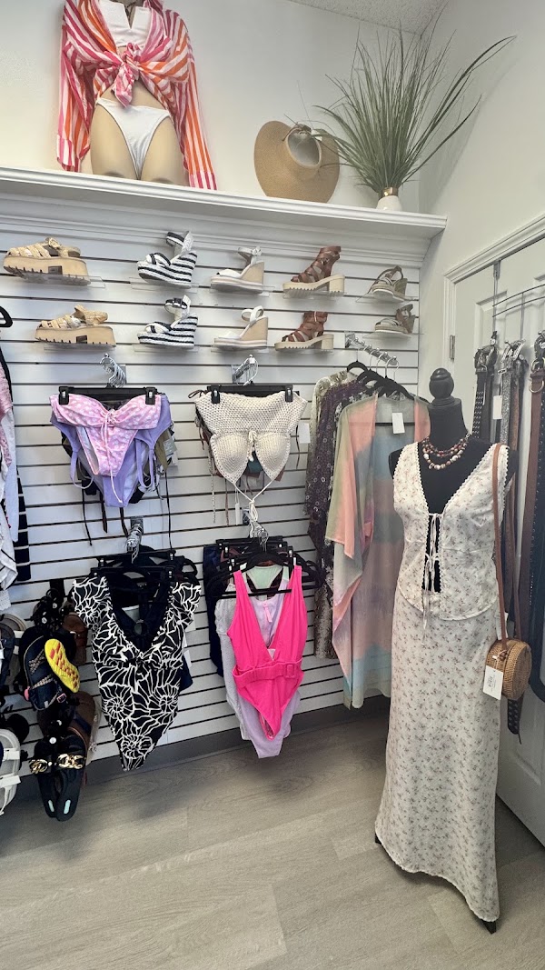 ANNA'S FASHION STUDIO 2