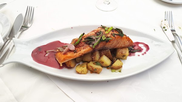 Restaurant El Meson Nerudiano 4