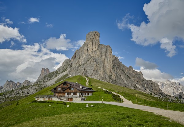 Giau Pass