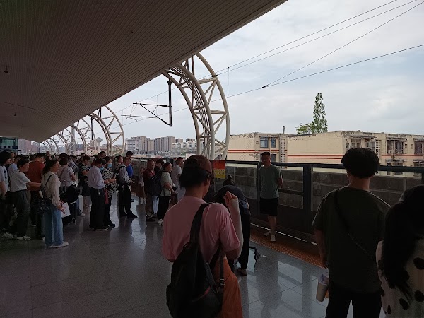 Xipu Station Gaotie Self-service Ticket Office