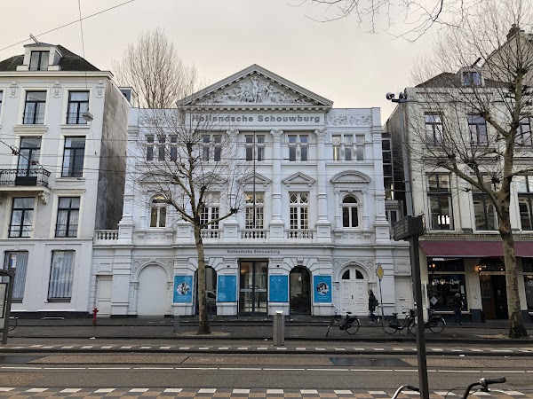Holocaust Memorial & Dutch Theater (Jewish Cultural Quarter) 4