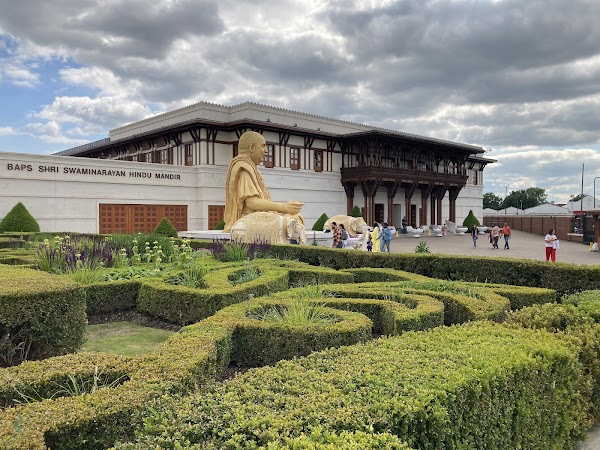 BAPS Shri Swaminarayan Mandir, London 2