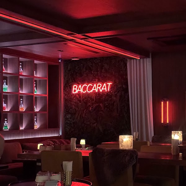 BACCARAT 4