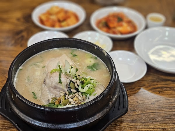 Tosokchon Samgyetang 3