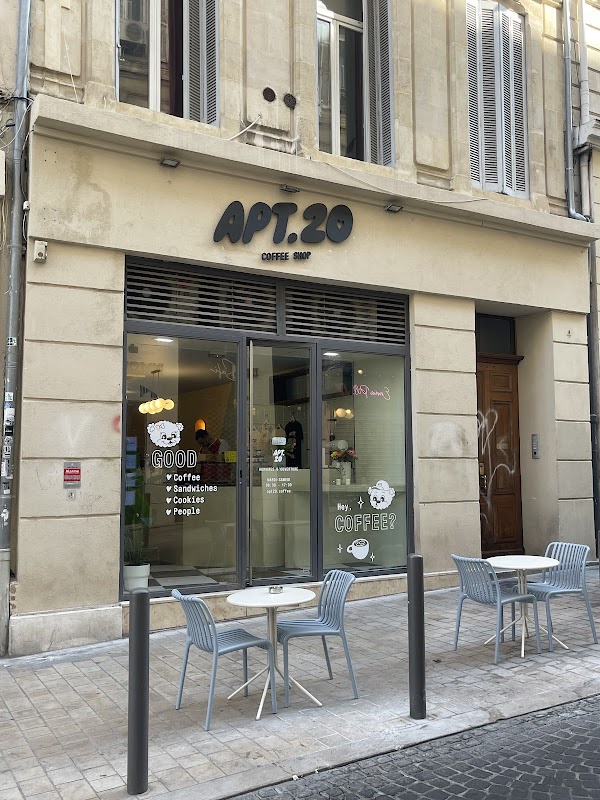 APT.20 COFFEE SHOP