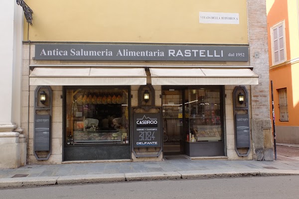 Italy 19