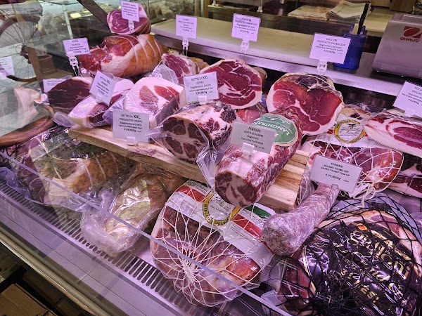 Antica Salumeria Alimentaria Rastelli 3