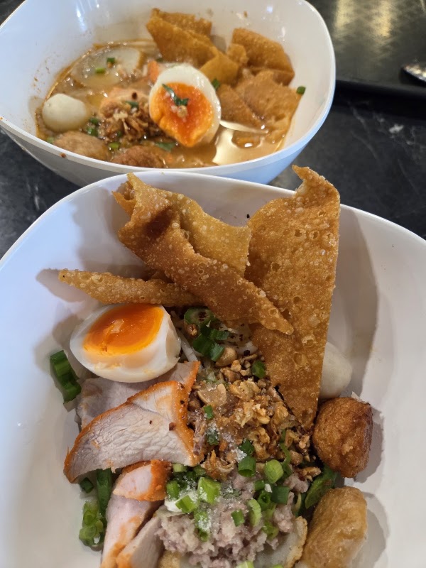 Gaysorn Amarin Food Court 2