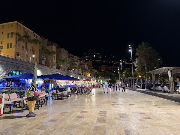 Menton Sign 4