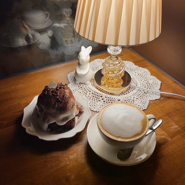 새벽카페 호르 Cafe Horr 5