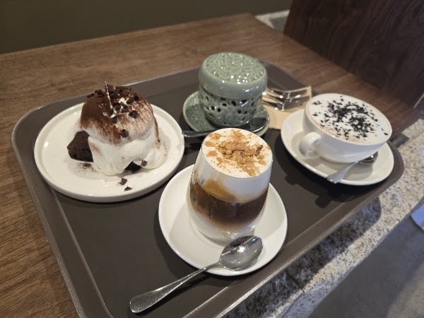 새벽카페 호르 Cafe Horr 4