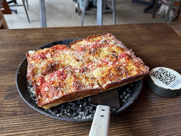 Blue Pan Pizza 3