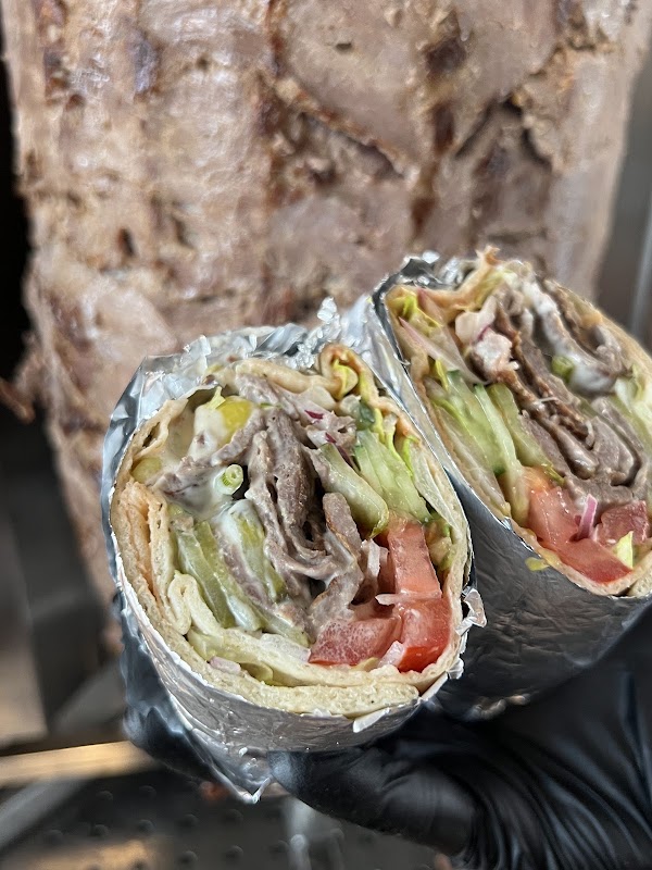 CZEBUREK & KEBAB halal 5