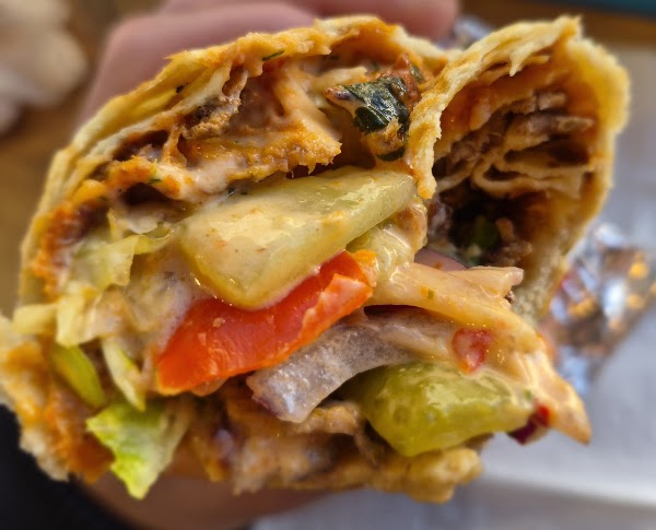 CZEBUREK & KEBAB halal 3