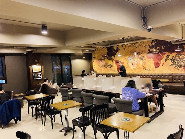 STARBUCKS Taoyuan Chenggong Shop