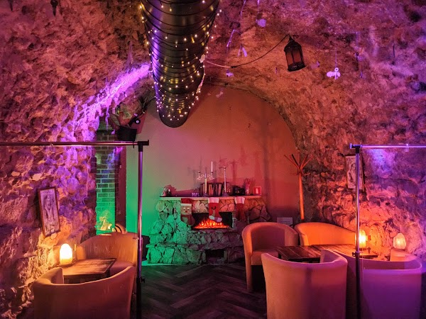 The Leaky Cauldron 3