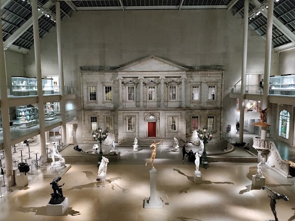 The Metropolitan Museum of Art 3
