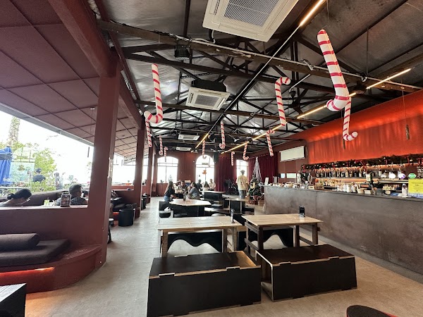 Batu Cafe & Bar 2