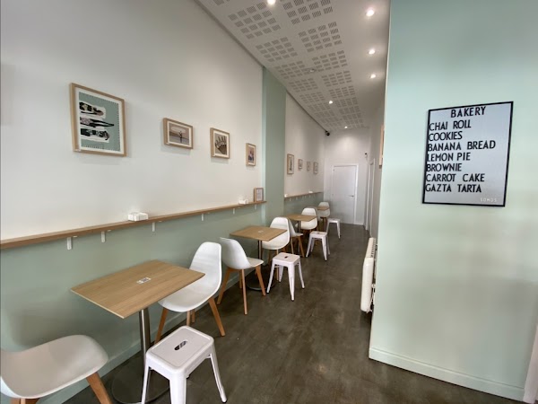 Somos - Coffee & Bakery 1
