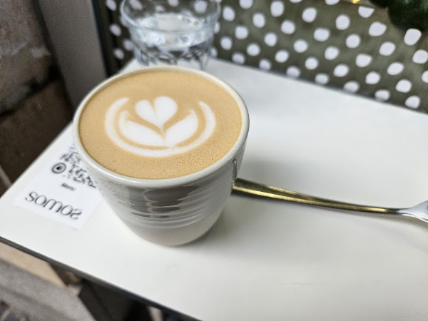 Somos - Coffee & Bakery 3