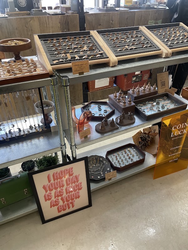 COIN LUCK 札幌店 5