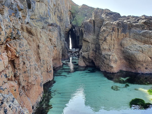Nanjizal Bay
