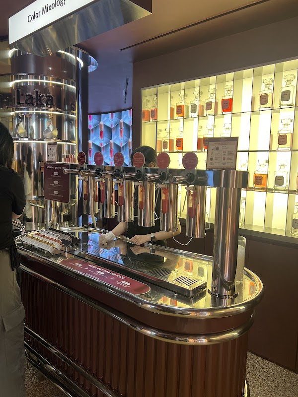 LAKA FLAGSHIP STORE 5