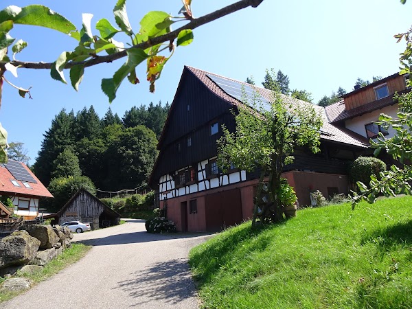 Schnapsbrunnen am Hagenberg 1