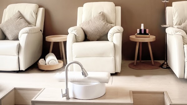 Posh Polish Parlor@theCOMMONS Thonglor 1