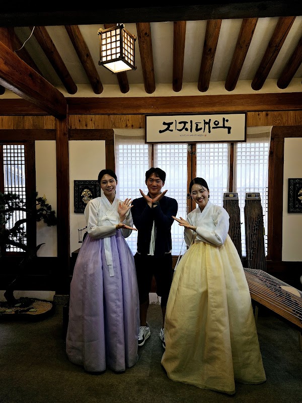 진연홀(Jiyeon Hall) 2