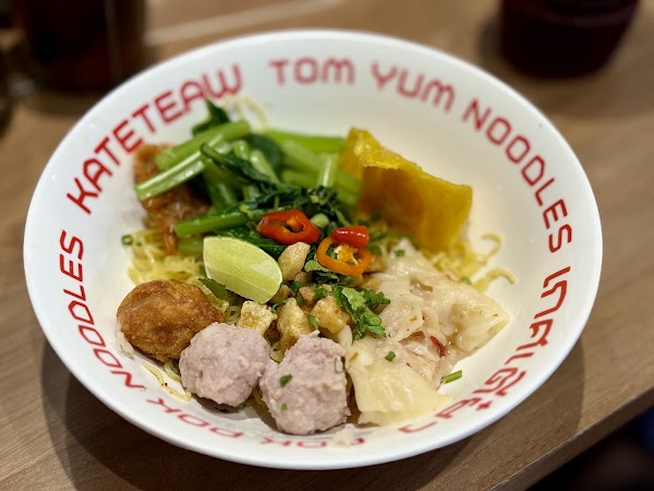 Kate Teaw Pok Pok & Tom Yum Noodles Siam Square Soi 10 (เกศเตี๋ยว ก๋วยเตี๋ยว ป๊อกป๊อก ต้มยำ - สยามสแควร์ซอย 10) 3