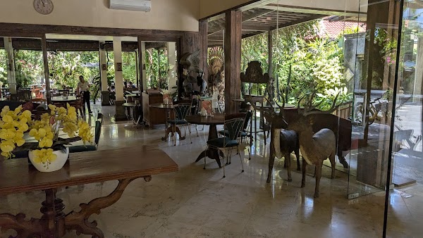 Neun cafe 2