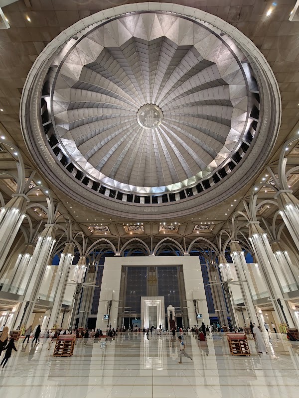 Tuanku Mizan Zainal Abidin Mosque 3