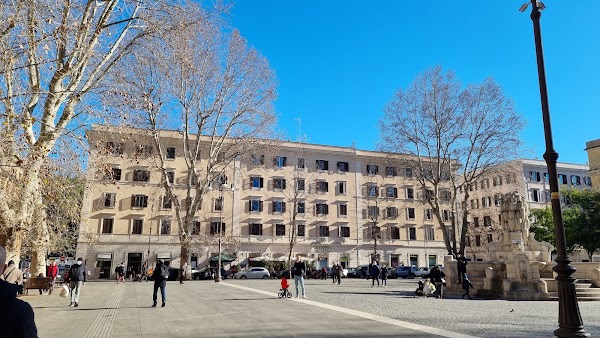 Piazza Testaccio