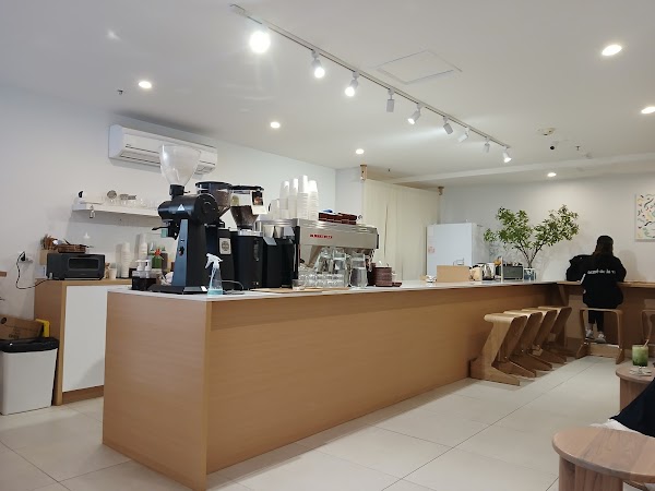 Moment Coffee 2